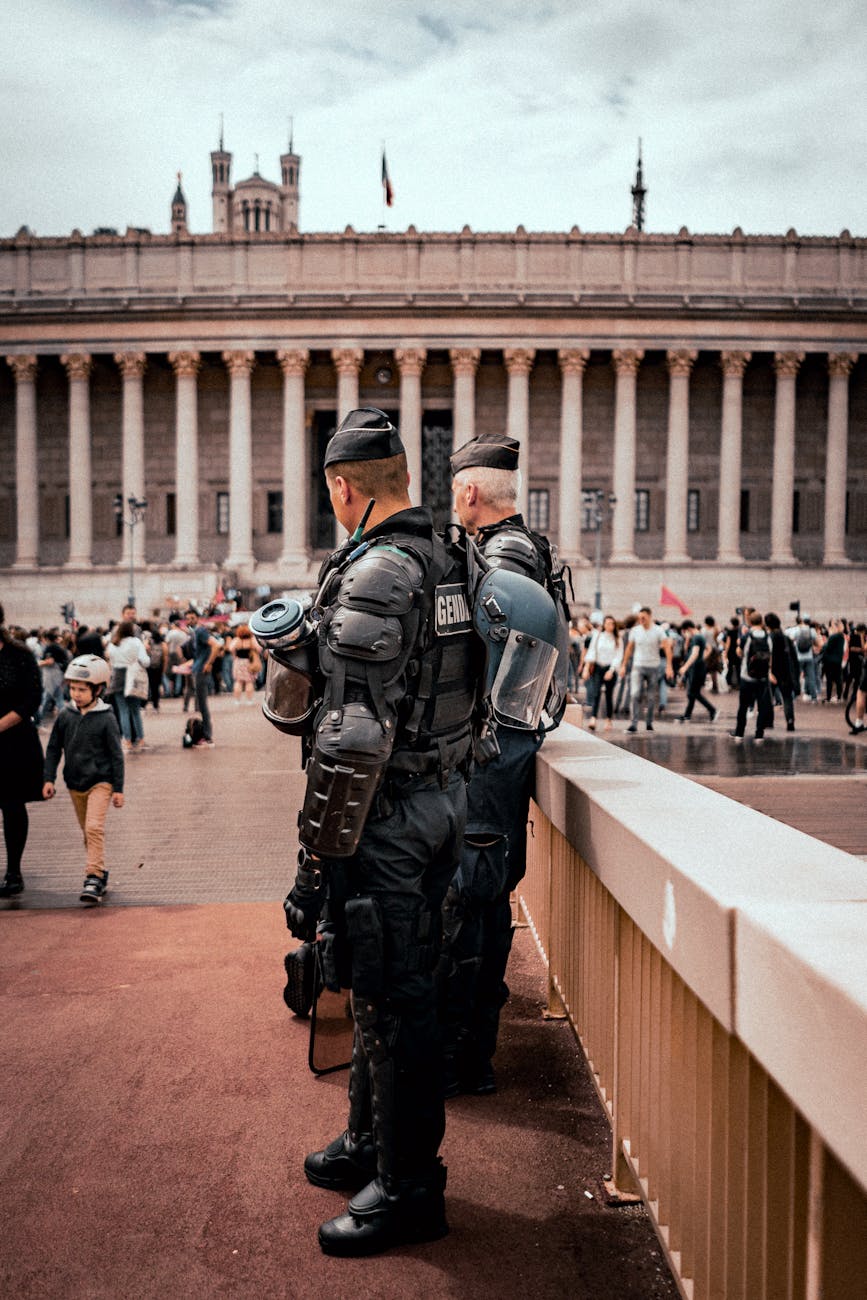 police standing near railing